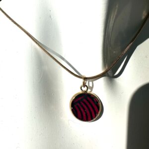 Collier chaîne fine acier et médaillon
