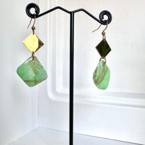 Boucles d'oreilles vertes et dorées
