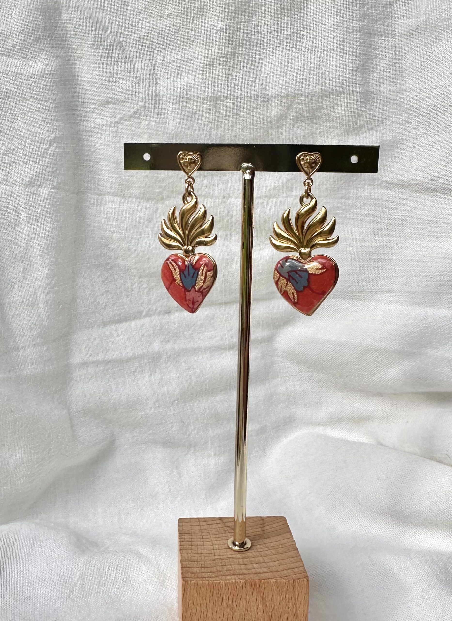 Boucles d'oreilles coeur flamboyant vintage rose