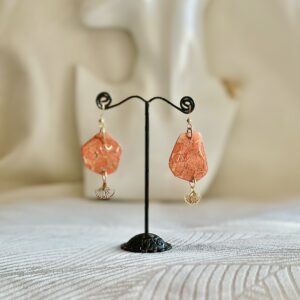 Boucles d'oreilles asymétriques Roses