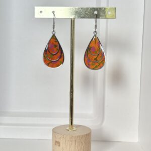 Boucles d’oreilles Goutte en papier népalais résiné  Orange et Fleuri