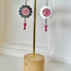 Boucles d’oreilles Fleurs en papier népalais résiné  Rose et Poisson